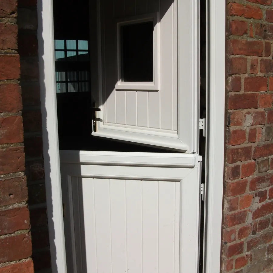 Stable Tooting